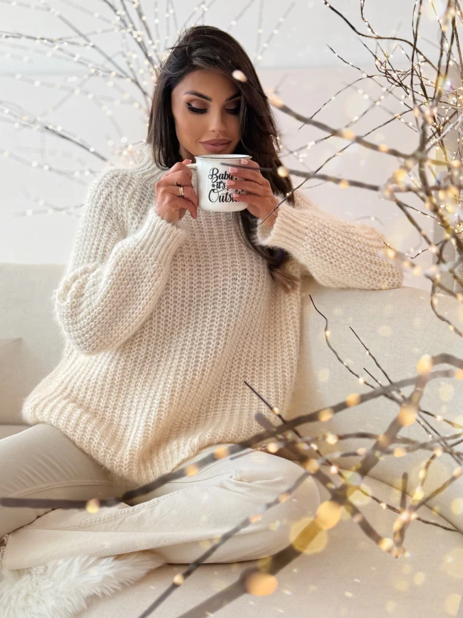 sweter-z-cekinami-gail-creamy