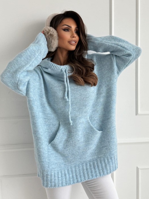 swetrowa-bluza-z-kapturem-baby-blue