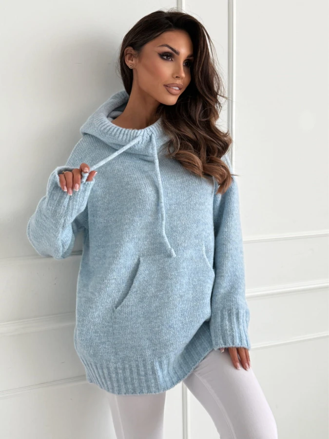 swetrowa-bluza-z-kapturem-baby-blue