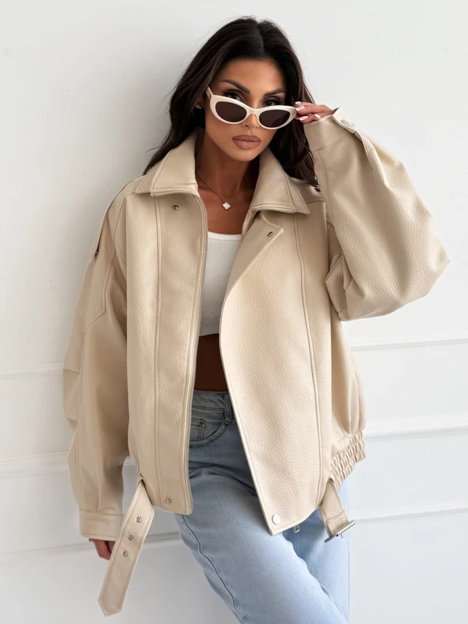 ramoneska-vertigo-nude