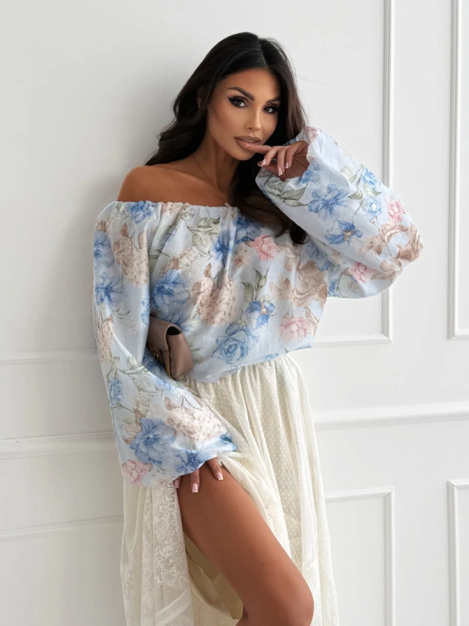 bluzkahiszpanka-vichy-blueflowers