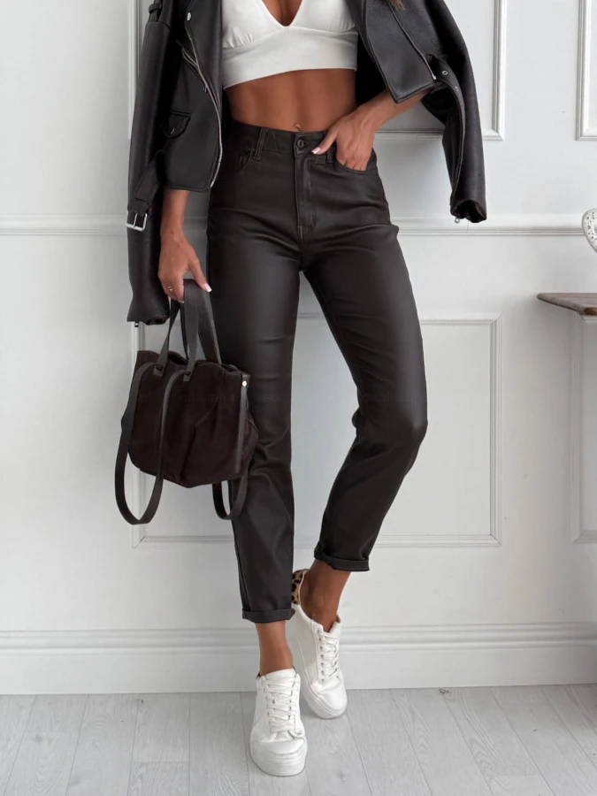 spodnie-woskowane-chocolate-leather